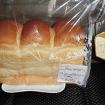 こだわり食パン専門店 麦麦 - 食パン（1本・1.5斤） 680円