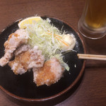 Yoshida no udon menzu fujisan - ほろ酔いセットの唐揚げ