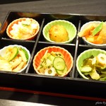 わらべ唄 - 2017年8月　おばんざい6種。メニューからなくなってましたが、聞いたらOKでした。【？円】