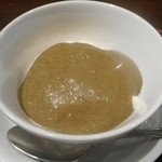 ロウホウトイ - ピータン豆腐