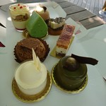 Patisserie Ravi,e relier - 