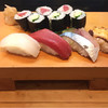 すし処 花背 - 料理写真:にぎり定食 いか マグロ さば たこ