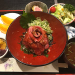 Maruhachi - 感謝祭限定メニュー 極旨和牛あぶり丼