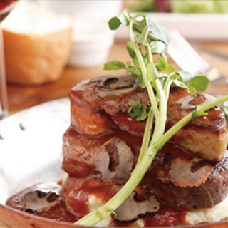 ビストロ イヴローニュ_0