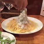 イタリアン酒場ナチュラ 新丸子店 - しらすのペペロンチーノ