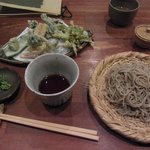ぼっかけや - 春野菜の天ぷらと十割もり蕎麦