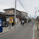 山越うどん - 田舎道ですが・・・