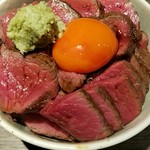 『肉山』神戸 - ローストビーフ丼