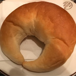 パン。
          美味し。