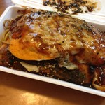 Okonomiyaki Miho - 肉玉そば　容器込み 460円