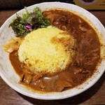 SPICY CURRY 魯珈 - 限定カレー ３種のきのこと豚ばらの秋カレー