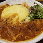 SPICY CURRY 魯珈 - ３種のきのこと豚ばらの秋カレー