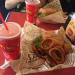 Teddy's Bigger Burgers - 