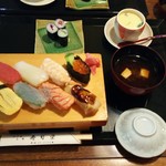 寿司栄 - 華にぎり