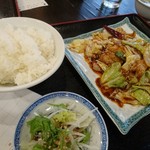 蘭蘭 - 回鍋肉定食