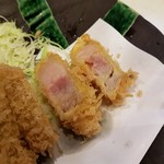 とん太 - 【2017/9】特ロースの中身