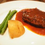 キッチャーノ - ハンバーグランチ 1296円 のハンバーグ