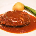 ハンバーグランチ 1296円 のハンバーグ