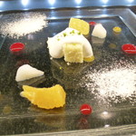 トシ・ヨロイヅカ 東京 - 前菜