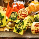 一十百 - フルーツにはミニオンの彫刻が・・・