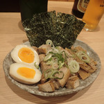 煮干らぁめん 有頂天 - おつまみ、チャーシューと味玉とメンマと海苔