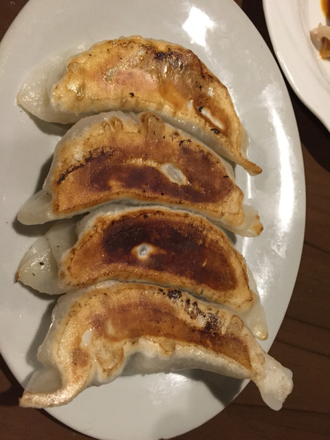 赤坂餃子楼 アカサカギョウザロウ 赤坂見附 中華料理 食べログ