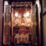 坊主バー - 店内の仏壇
