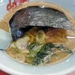 山岡家 - 醬油ラーメン（味濃いめ）