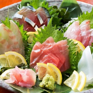 ■長浜鮮魚市場■から毎朝仕入れる魚は絶品