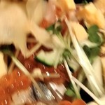 SUSHI TOKYO TEN、 新宿店 - [料理] バラ散らし 具材のアップ♪ｗ