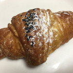 サンエトワール - 五郎島金時芋クロワッサン 173円