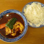 木多郎 - ベーコンエッグカレーのアップ