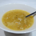 中国料理 北京 - 上海蟹味噌入りフカヒレスープ