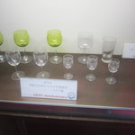 メインダイニングルーム - 明治３９年に使用されたバカラ製のグラス