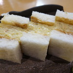 鮨松榮 - 出汁巻きサンド