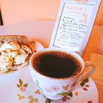 カフェ ワンズバー - おかわり珈琲は300円ですよ