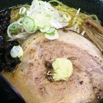 Sapporo Ramen Ezo Men Rokku - 【みそラーメン】\800...チャーシューは圧巻。スープは濃厚クリーミー！