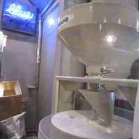 自家製粉石臼挽きうどん 青空blue 本店 - 