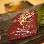 熔岩焼肉　牛火 - レバ刺し