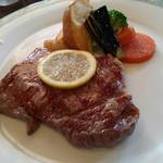 ランチ和牛ロースステーキ。