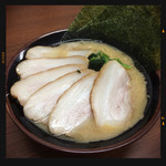 まくり家 - チャーシュー麺