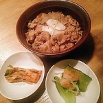 炭火焼肉 なかはら - 牛丼