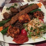 Yıldız Turkish Restaurant & Bar ユルディズ トルコレストラン - 