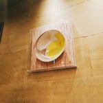 焼肉 鶯谷園 - 壁