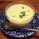 香菜軒 - 小さな前菜または本日のポタージュ(大根のポタージュ)