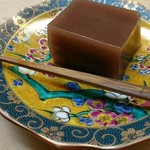 つる由 - くず餅は定番やからこそ、ホッとする