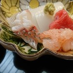 つる由 - さっきのお造りと少し違うのは僕の酒の肴の分サービスやねん(　•´ω•` )ﻭ