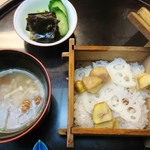 つる由 - なめこの味噌スープ(^q^)うまうまうまいな〜