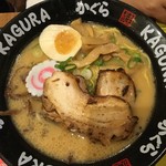 Ra-men Kagura - とんこつ醤油ラーメン