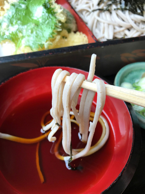 地方から帰る途中に夜ご飯 : やま源の写真